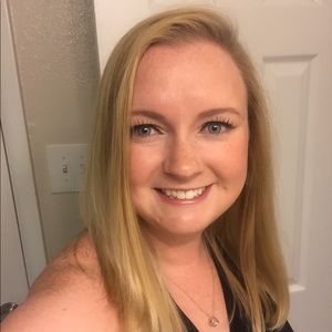 Meet your Posher, Jillian